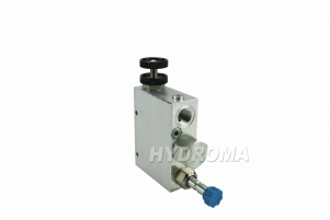 FLOW REGULATOR - THREE-WAY  WITH PRESSURE RELIEF VALVES