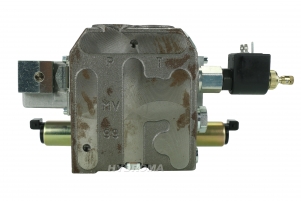 DIRECTIONAL CONTROL VALVE