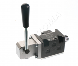 LEVER OPERATED DIRECTIONAL CONTROL VALVE