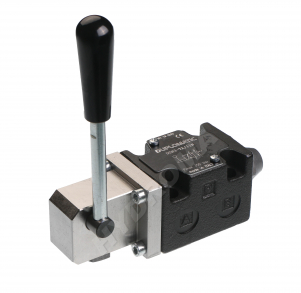 LEVER OPERATED DIRECTIONAL CONTROL VALVE