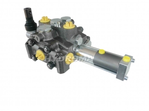 DIRECTIONAL CONTROL VALVE - MANUALLY OPERATED