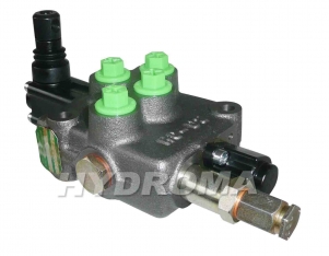 DIRECTIONAL CONTROL VALVE - MANUALLY OPERATED