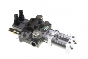 DIRECTIONAL CONTROL VALVE - PNEUMATICALLY OPERATED
