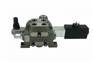 DIRECTIONAL VALVE